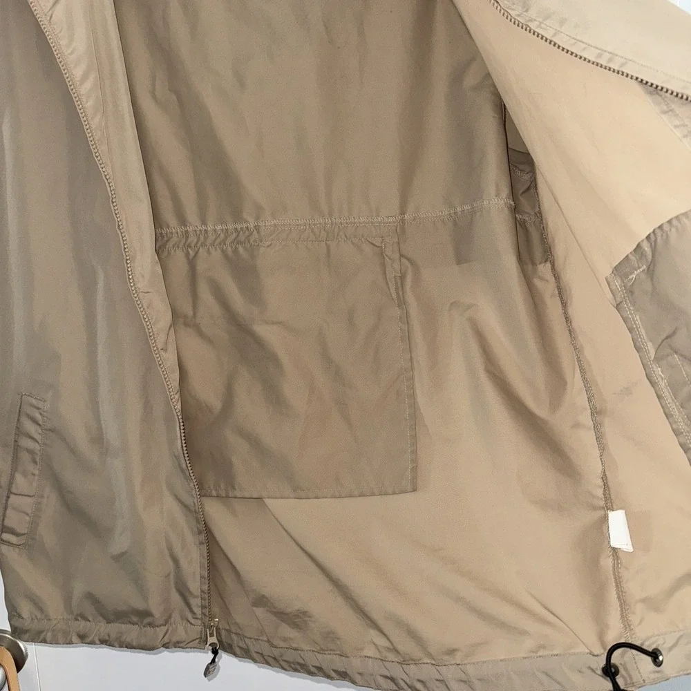 Chaps Windbreaker‎ Jacket Mens Medium Tan Navy Blue Packable Hooded Full Zip
